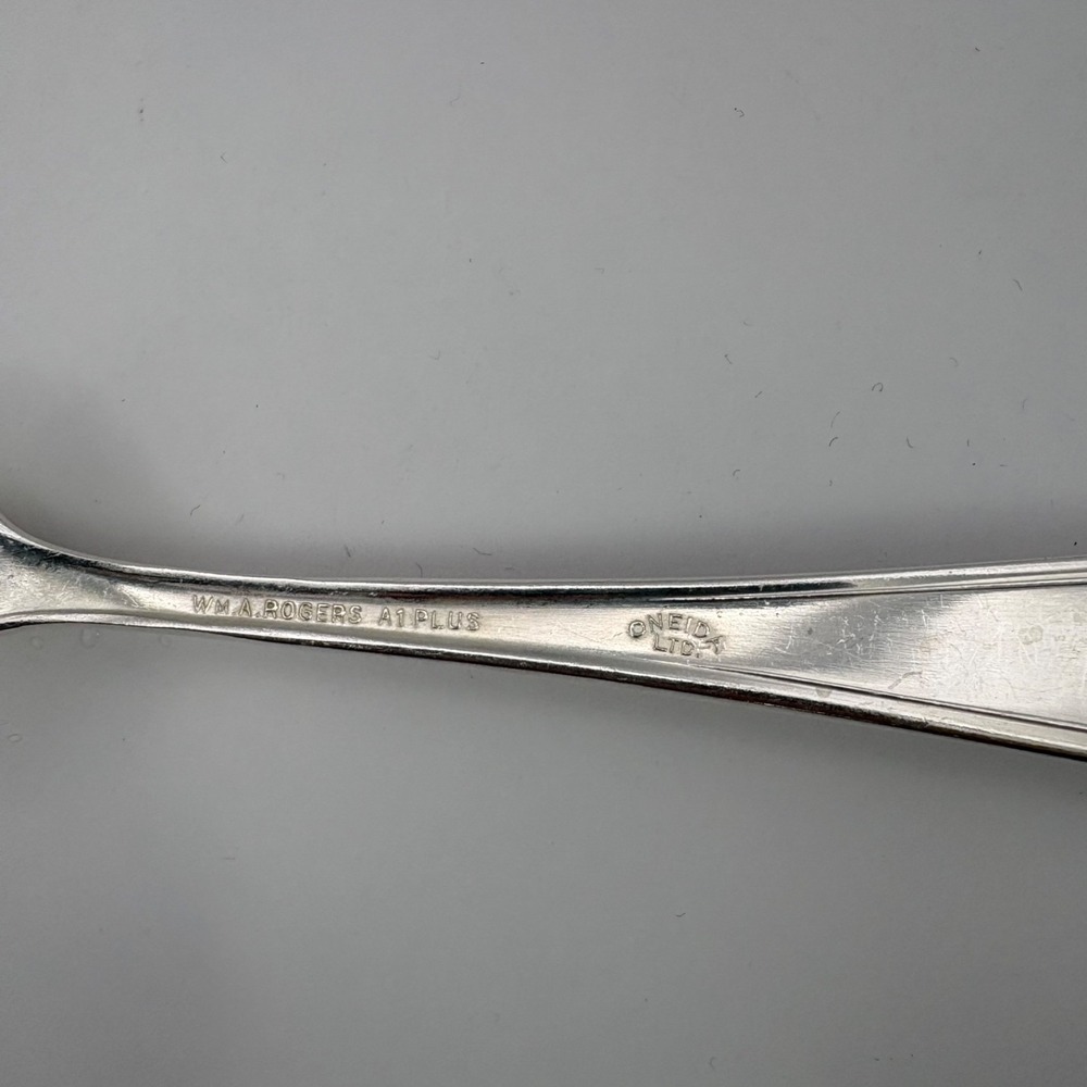 Vintage Oneida Wm Rogers Ramona Lakewood Brentwood 2 Dinner Forks - Picture 3 of 3